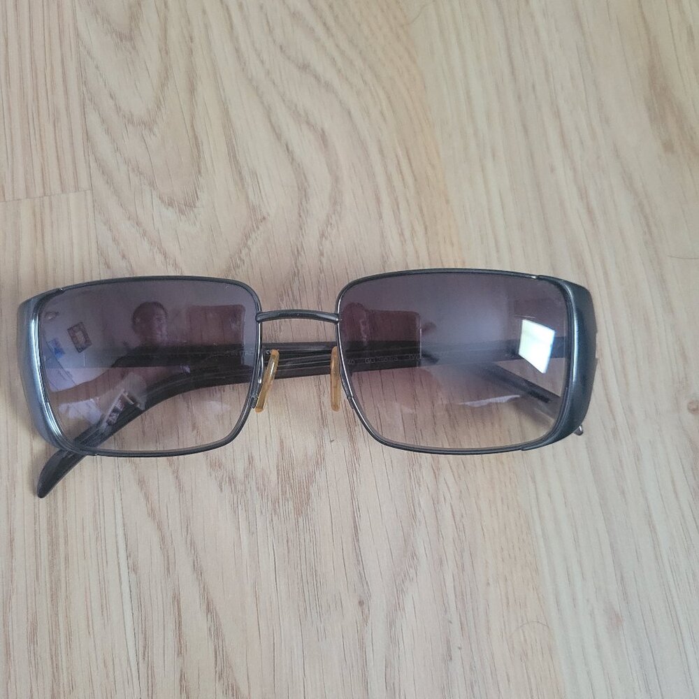 GUCCI vintage gray sunglasses - Picture 3 of 8